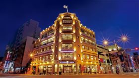 台南林百貨磁磚脫落（臉書）