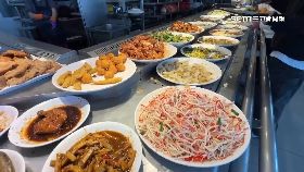 A怨自助餐貴1800