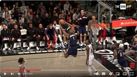 ▲威廉森（Zion Williamson）超狂空中接力。（翻攝自ESPN YT）