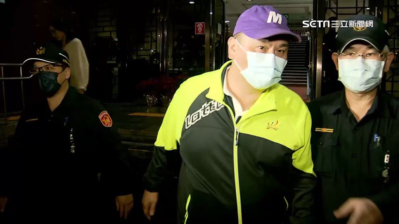 陳重文喊暫擱總預算　戴錫欽、李四川也怒