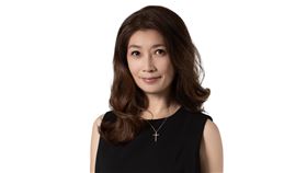 《穿越門中門》黃嘉千、黃尚禾、盧以恩、陳大天、Albee、凱爾（圖／果陀劇場提供）