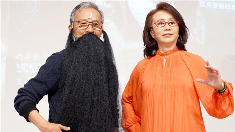 吳念真變包公　孫翠鳳「當眾行竊」互動曝
