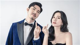 Apple（黃暐婷）與牙醫老公趙國翔交往多年總算結婚。（圖／翻攝自Apple臉書）