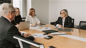 銷售心法大公開：客戶購買3階段的洞察與應對(圖/太毅國際)