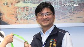 韓布自己.人1800