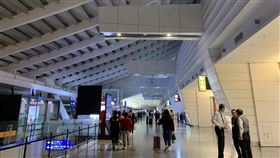 機場公司響應全球Earth Hour，首次參與世界關燈日活動，將於23日晚間20時30分至21時30分，調降第一航廈入境大廳、第二航廈出、入境大廳及D10候機室等空間之部分照明亮度。（圖／機場公司提供）