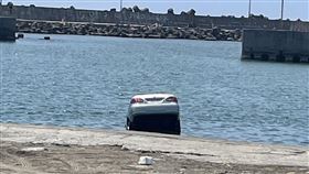 墜海,彌陀區,高雄市,南寮漁港,汽車