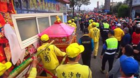 白沙屯媽祖,粉紅超跑（圖／翻攝自白沙屯媽祖網路電視台 YouTube）