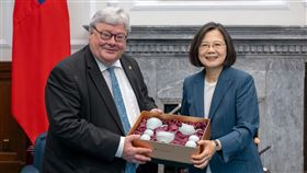 總統蔡英文接見泛歐綠黨訪問團