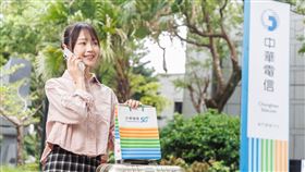 中華電信推出「春遊日韓超值型」加贈20%漫遊上網量優惠方案，日本8天6GB優惠價488元、韓國8天6GB優惠價388元，平均1天只要49元起。