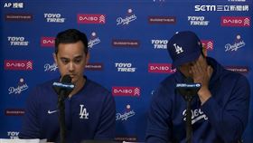 大谷翔平和新翻譯艾爾頓（Will Ireton）出席記者會。（圖／AP授權）