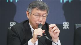 台智光案  柯文哲籲北市府誠實面對台智光合約爭議延燒。民眾黨主席、前台北市長柯文哲26日接受媒體聯訪表示，106年根本沒3M費率，希望台北市政府誠實面對，這就是財團勾結議會的案例。中央社記者徐肇昌攝  113年3月26日