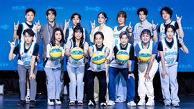 安心亞、羅宏正、黃騰浩、楊晴、蔡佳芸出席《女孩上場2》記者會。（圖／客家電視台、魔幻時刻電影提供）