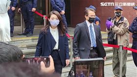 ▲新竹市長高虹安被控詐領助理費案再度開庭，此次未受訪便離開法院。（圖／記者楊佩琪攝）