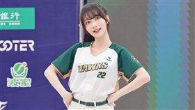 ▲台鋼雄鷹啦啦隊Wing Stars成員一粒。（圖／翻攝自一粒IG）