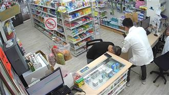 男才進藥局「心跳停止」藥師搶救畫面曝光