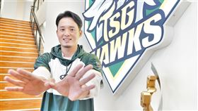 ▲前兄弟象投手葉詠捷加入台鋼雄鷹，擔任二軍助理投手教練。（圖／台鋼雄鷹提供）