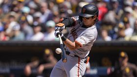 ▲李政厚從達比修有手中敲出大聯盟生涯首安。（圖／翻攝自巨人推特）