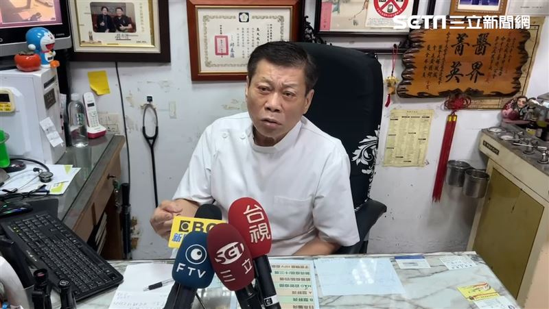 高大成說明，應觀察男童身上是否有「五彩繽紛血」即可推測有無受虐。（圖／翻攝畫面）