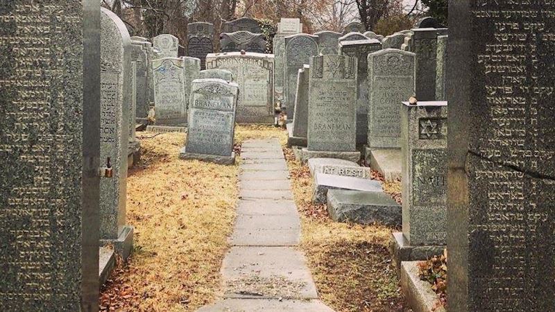 900公斤巨型墓碑突砸落…5寶媽掃墓被砸死