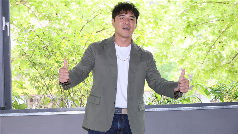 轟夏克立垃圾挨告　竇智孔吐15字回應