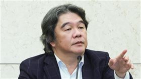 寶林茶室食物中毒案　王必勝說明最新進展衛福部次長王必勝（圖）29日晚間說明台北市信義區寶林茶室食物中毒案最新進展，指出在該店內蒐集到的粿條、香蘭葉及在來米粉檢體檢驗結果並未檢出米酵菌酸，其餘食材檢驗結果尚未出爐。中央社記者趙世勳攝  113年3月29日