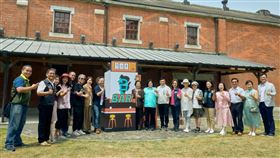 第3屆品生活節嘉義登場「2024舞光食色 第3屆品生活節」30日在嘉義文創園區正式開跑，以「食」與「舞」兩大主軸展開，與會來賓在主題展藝術裝置前開心合影留念。（創藝傳媒提供）中央社記者葉冠吟傳真  113年3月30日