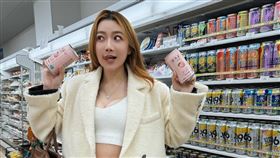 依依。（圖／翻攝IG）