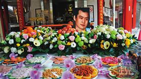 劉煥榮槍殺多名黑道大哥，遭槍決伏法，旗下小弟在他忌日舉辦追思會。（圖／鏡週刊提供）