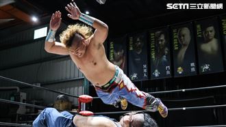 舞台反差超大！「闘魚」陳克瑜摔角悟人生