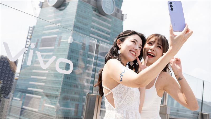 Vivo推影像新機Y100 5G　送媽祖聯名贈品