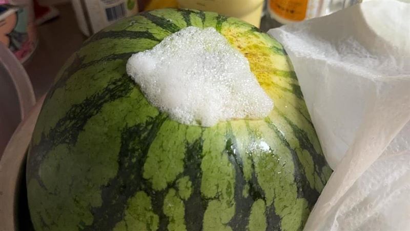 好市多西瓜「口吐白沫」！吃了小心敗血症