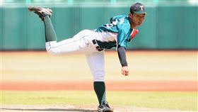 台鋼雄鷹投手伍祐城。（圖／翻攝自台鋼雄鷹臉書粉專）