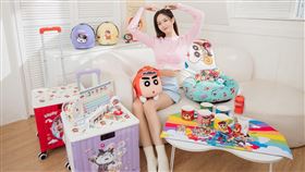 7-ELEVEN再創全台新潮流話題，攜手雙IP聯名推出新全店「蠟筆小新x超級戰隊可愛變身快閃購集點送」活動。（圖／業者提供）