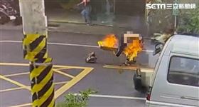 彰化機車擦撞倒地瞬間爆炸　1男燒成火球（圖／翻攝畫面）