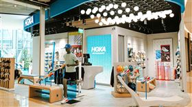 HOKA正式於新竹遠東巨城、新光南西三館增設兩大百貨直營專櫃，不同定位提供消費者完整產品體驗。（圖／品牌業者提供）