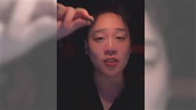 ▲HBD顏姓鉑金董事在自己的IG上拍片宣傳，聲稱「X.S清新纖萃」能抑制多餘脂肪形成和燃燒內臟脂肪，成效宛如減肥仙丹。（圖／翻攝顏男IG）