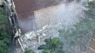 新／大地震釀災 新北中和3工人遭貨物砸傷