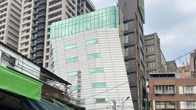 7.2地震撼全台！北市景美市場民宅位移