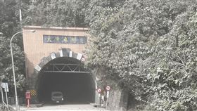 大清水隧道前整片崩落。（圖／翻攝畫面）