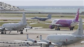 那霸機場，地震，停飛。（圖／美聯社／達志影像）