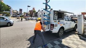 台灣大第一時間前進災區，提供災民行動通訊服務。（圖／台灣大提供）