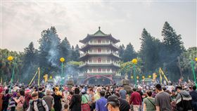 桃園新屋葉五美公祠清明祭祖活動桃園市有200多年歷史的新屋葉五美公祠清明祭祖活動5日盛大舉行，預估有超過8000人參加。（桃園市政府提供）中央社記者葉臻傳真  112年4月5日