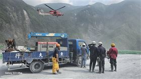 花蓮強震和仁礦區下撤畫面。（圖／翻攝畫面）