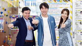 古程丰推出新單曲，吳鈴山和老婆黃崇蘭現身力挺。（圖／記者鄭尹翔攝影）