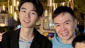 吳鈴山大兒子吳迪將出道演戲。（圖／翻攝自吳鈴山家族臉書）