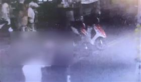 六合夜市,鬥毆,按喇叭,KO