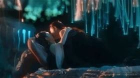 ▲《與鳳行》，趙麗穎，林更新。（圖／翻攝自微博）