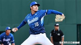 ▲台鋼雄鷹主場開幕戰，富邦悍將投手黃保羅。（圖／記者劉彥池攝影）