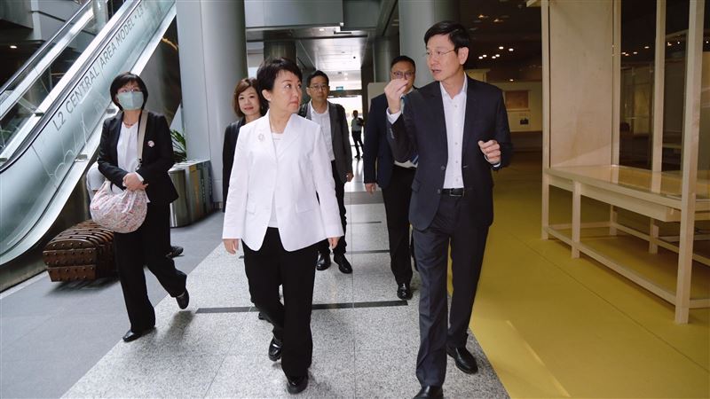 盧秀燕拜會新加坡市建局　取城市綠化經驗
